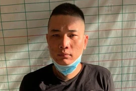 Tạm giữ hình sự đối tượng đâm bị thương một phụ nữ 