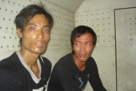 Dùng axit trả thù cơn ghen