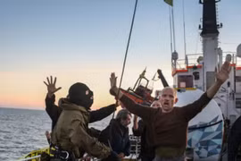 Nga bị yêu cầu bồi thường cho Hà Lan