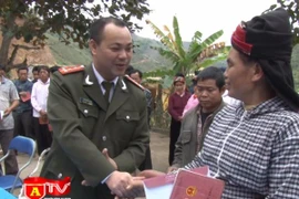 Báo ANTĐ phối hợp cùng Quỹ Thiện Tâm – Tập đoàn Vingroup sẻ chia những khó khăn