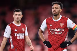 Arsenal được siêu máy tính dự đoán trụ hạng thành công