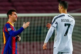 Ronaldo và Messi cùng lập kỳ tích trong một ngày