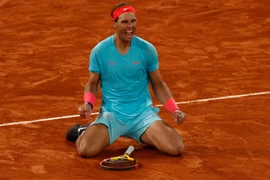 Hạ đẹp Djokovic, Nadal tròn 20 lần vô địch Grand Slam