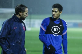 Đội tuyển Anh xuất hiện "thần đồng" 17 tuổi