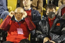 Đội trưởng Quế Ngọc Hải báo "tin dữ" cho thầy Park