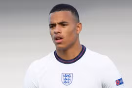 Sao trẻ M.U bị tuyển Anh trừng phạt sau scandal gọi gái về phòng