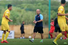 Bảo vệ tấm HCV SEA Games, thầy trò ông Park Hang-seo du đấu ở Pháp