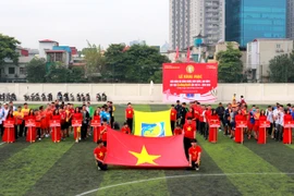 22 đội bóng tranh tài ở Giải bóng đá Công nhân, viên chức, lao động - Cúp báo Lao động Thủ đô