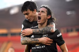 Cavani hóa người hùng giúp M.U ngược dòng ngoạn mục