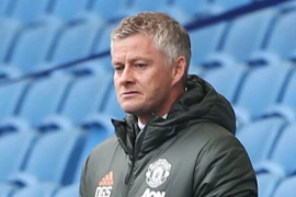 Solskjaer bị fan M.U đòi sa thải ngay sau trận thắng "xấu xí" trước Brighton