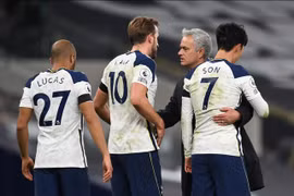 Hạ Man City, HLV Mourinho nói gì về khả năng vô địch?