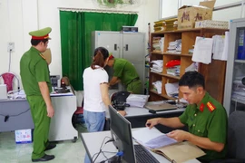 Khởi tố, cấm đi khỏi nơi cư trú đối với 2 bác sỹ trường Trung cấp Y tế tỉnh Hà Giang