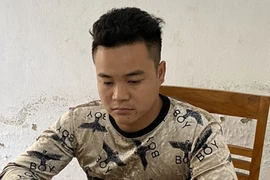 Bắt quả tang đối tượng đưa người xuất cảnh trái phép