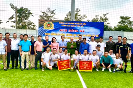 Hoạt động thiết thực kỷ niệm 25 năm ngày thành lập quận Tây Hồ