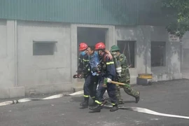 Diễn tập phòng cháy, cứu nạn tại công ty cổ phần may Sơn Hà 