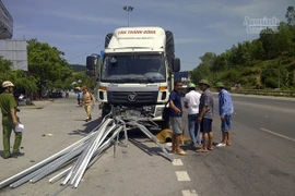 TNGT liên hoàn trên quốc lộ 1A, một người chết thảm