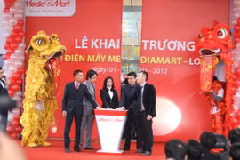 Khai trương đại siêu thị MediaMart Long Biên