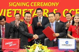 CCB và VietJetAir ký Hợp đồng hợp tác chiến lược toàn diện