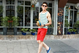 Quang Đăng chia sẻ cách phối đồ tươi sáng cho ngày hè