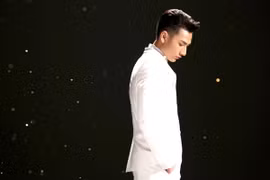 Isaac ra mắt sản phẩm âm nhạc riêng - “Mr.Right” 