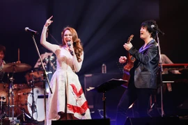 Mỹ Tâm chia sẻ ca khúc tiếng Nhật cùng nghệ sĩ Oshio Kotaro