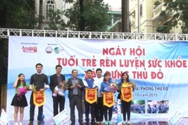 Sôi nổi Ngày hội Tuổi trẻ rèn luyện sức khỏe xây dựng Thủ đô