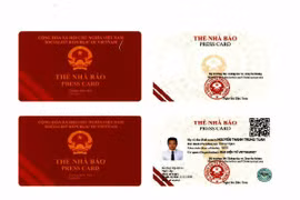 Thẻ Nhà báo mới được làm bằng nhựa và thông tin song ngữ