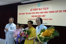 Bệnh nhân bị rắn cắn nguy kịch được cứu sống nhờ lòng hảo tâm