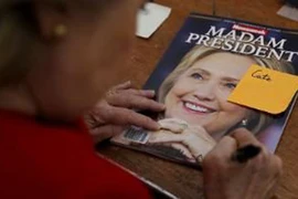 Hủy 125.000 ấn bản in bìa nữ Tổng thống