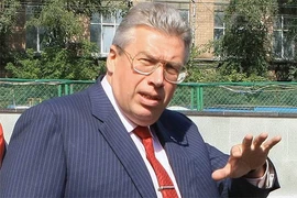 Truy nã quốc tế tiến sỹ khoa học lừa 15 tỷ rúp 