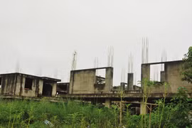 Nợ công hàng năm không được quá 65% GDP