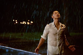 Ca sĩ Đức Tuấn: "Tôi kể câu chuyện của nhiều người"