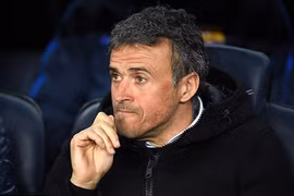 Tranh cãi sau quyết định từ chức của Enrique