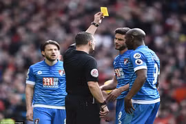 Nhức nhối công tác trọng tài ở Premier League