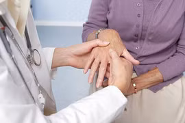 Dấu hiệu nguy cơ bị viêm khớp vẩy nến