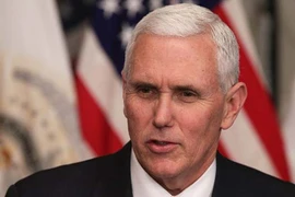 Phó Tổng thống Mỹ dính bê bối thư điện tử cá nhân ​