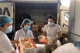 Giảm nhiệt nơi tâm dịch bằng Trà thanh nhiệt Dr. Thanh với tấm lòng sẻ chia chân thành