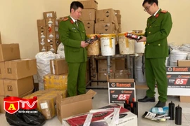 Bắt giám đốc sản xuất keo công nghiệp giả