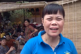 Bà Phạm Thị Phú xưng "cô", dặn khách đến "chữa bệnh" giữ trật tự