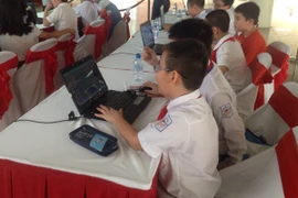 TS Lê Thống Nhất kêu gọi để phụ huynh, học sinh tự chọn việc tham gia thi trên mạng