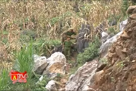 Xuân về trên bản biên cương