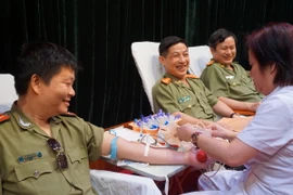 Hơn 250 chiến sỹ Công an tình nguyện hiến máu cứu người