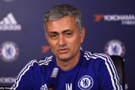 Mourinho nêu tên 4 cầu thủ Chelsea chơi dưới phong độ ở mùa này