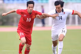 Thắng nhọc Hồng Kông trên chấm 11m, Việt Nam vào chung kết giải tứ hùng