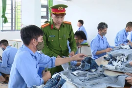 Bộ Công an bãi bỏ hàng loạt thủ tục trong cấp phép hoạt động cai nghiện ma túy, xuất nhập cảnh 