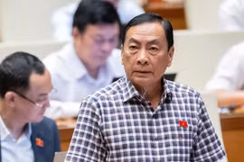 ĐBQH: Cần cân nhắc kỹ việc cho phép doanh nghiệp nhà nước đầu tư vào bất động sản, chứng khoán