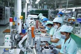 Thêm hàng loạt trường hợp viên chức được nâng lương vượt bậc từ tháng 10-2025