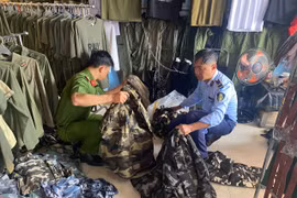 Mới nhất: Mua quân phục, quân hàm trái phép sẽ bị phạt tới 5 triệu đồng