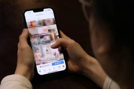 Đối tượng được thuê chế ảnh 'nóng' sẽ bị xử lý ra sao?