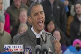 Cuộc vận động tranh cử tổng thống Mỹ được nối lại sau bão Sandy